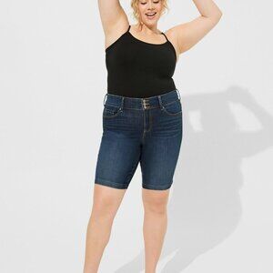 Torrid Jegging Blue Denim Bermuda Super Soft High Rise Shorts